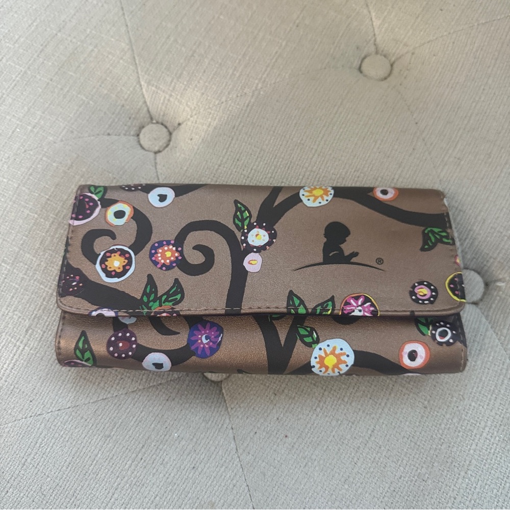 St Jude Rose Gold  Trifold Travel Jewelry Case Flower Vine 4"X8". NWOT! - Picture 2 of 4